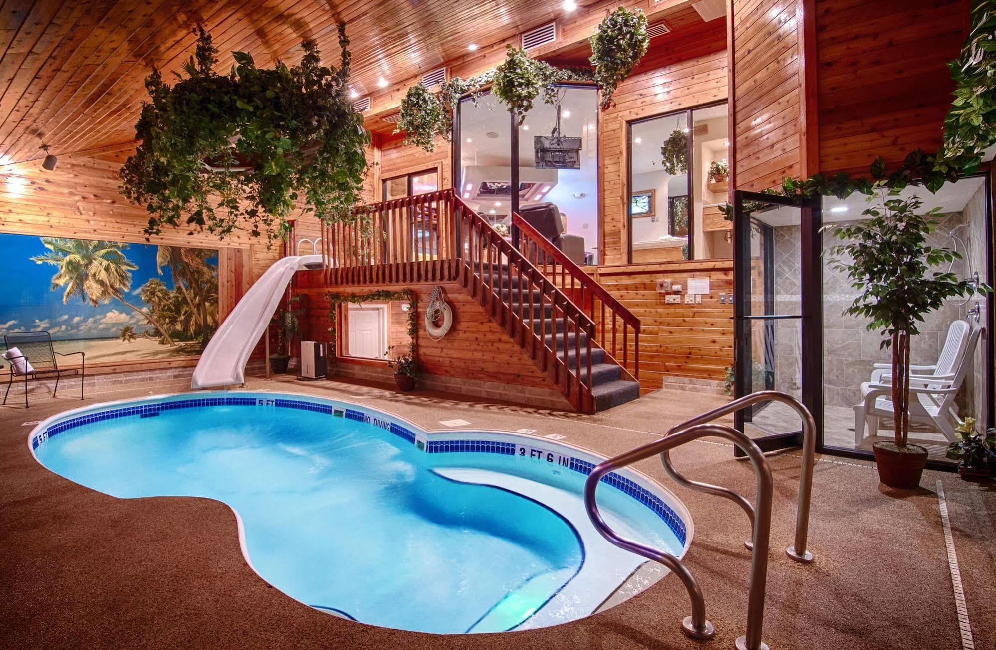 Sybaris Pool Suites - Indianapolis Eksteriør billede