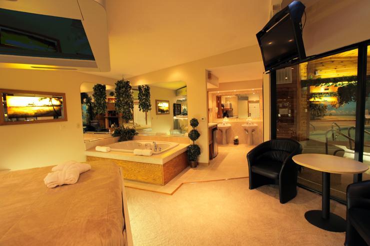 Sybaris Pool Suites - Indianapolis Værelse billede